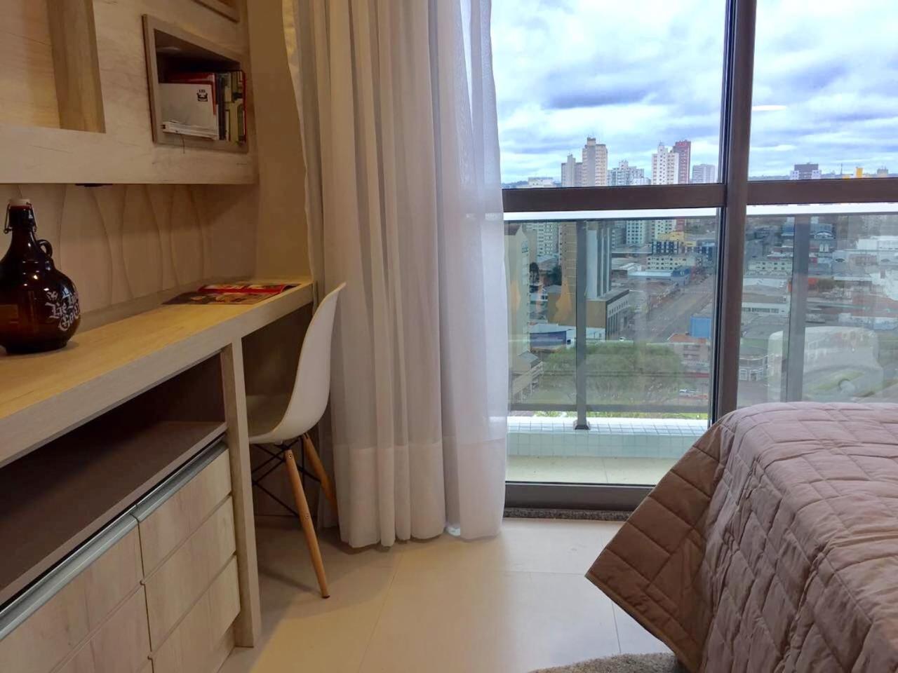 Estudio Moderno Com Linda Vista Para A Serra 库里提巴 外观 照片