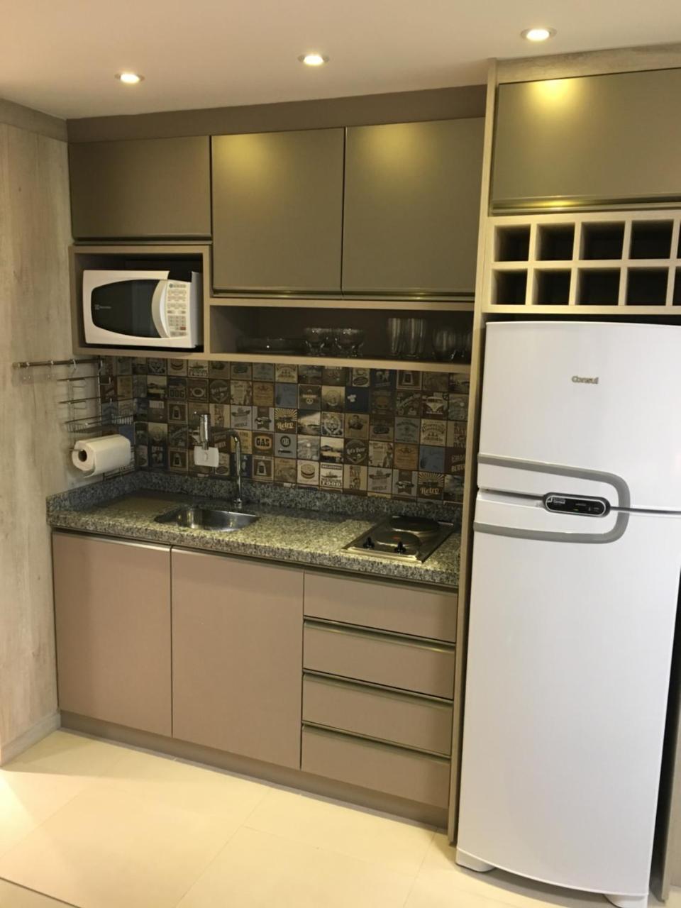 Estudio Moderno Com Linda Vista Para A Serra 库里提巴 外观 照片
